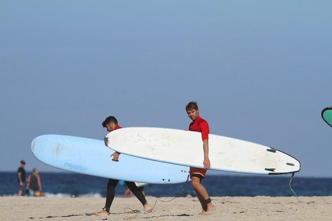 Group Surfing Lessons Kool Katz 1 day - First Wave Promise And Why It Feels Fair in Byron Bay