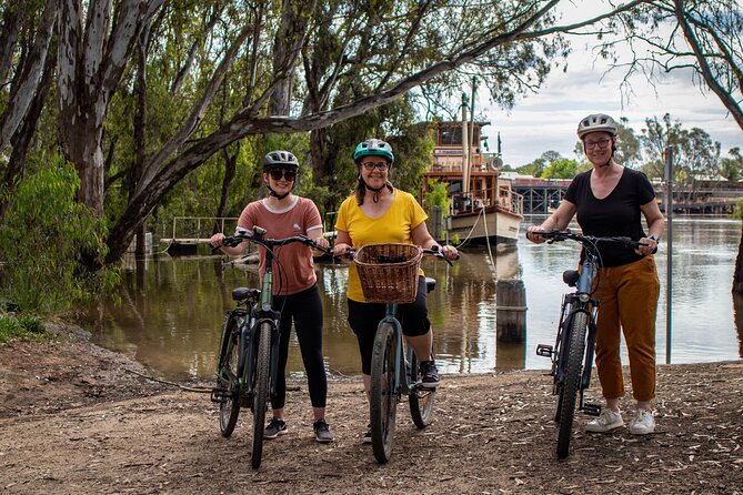 Half Day E-Bike Hire Echuca - Echuca Moama is basically built for easy cycling