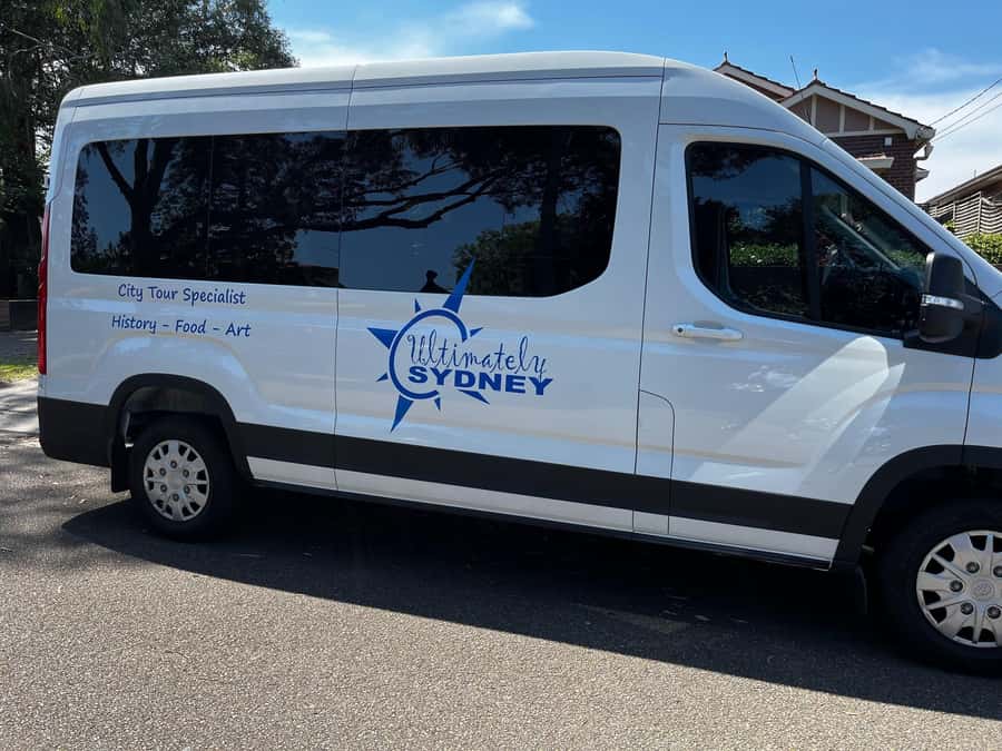 Half Day Small Group : The Story of Sydney Tour - A 4-hour story of Sydney, paced for real people