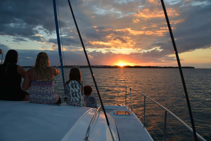 Hervey Bay Champagne Sunset Sail - Crew Service Details That Matter More Than You Think
