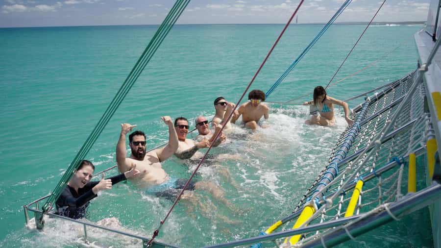 Hervey Bay: K'Gari(Fraser Is) Adventure & Sightseeing Cruise - Getting There: Hervey Bay Boat Club and the 9:00am Departure