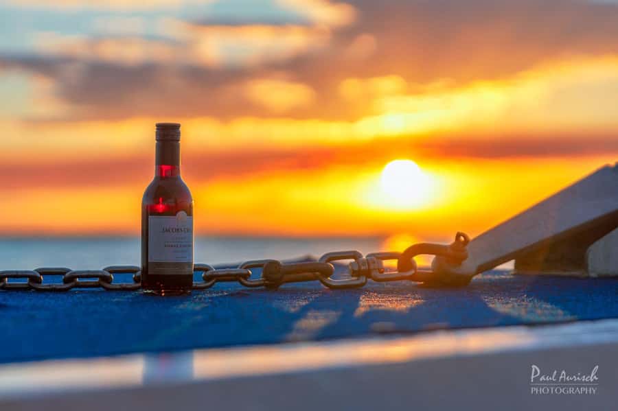 Hervey Bay: Relaxing Sunset Cruise with Champagne and Prawns - Milbi Sunset Cruise: What the 90 Minutes Feels Like