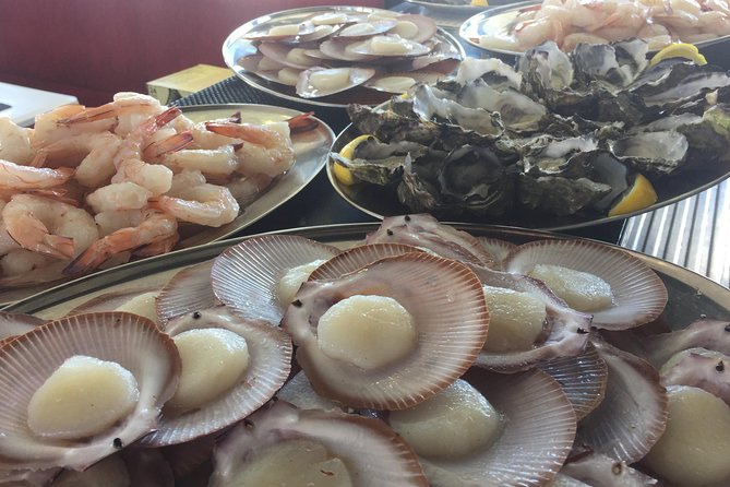 Hervey Bay Sunset Cruise - The food and included drink: what the platters mean in real life
