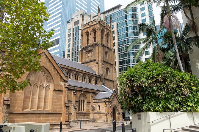 Highlights & Hidden Gems With Locals: Best of Sydney Private Tour - The Australian Heritage Hotel: Architecture and the Human Side of a Landmark Area
