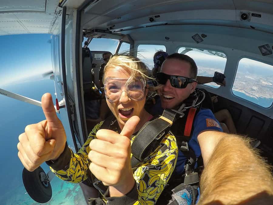 Hillary's Harbour: Rottnest Island Skydive and Ferry Package - Two altitudes, one tandem jump: what 10,000 vs 15,000 ft means