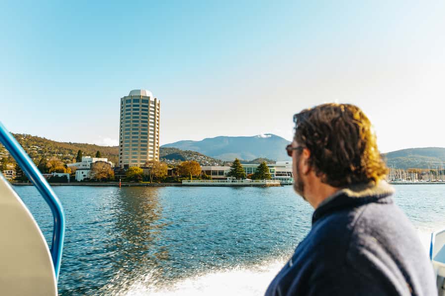 Hobart: 2.5-hour Iron Pot Lighthouse Cruise - Wildlife odds: what you might see besides the lighthouse