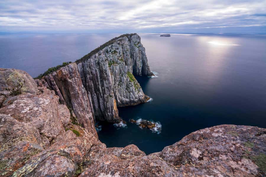 Hobart: Cape Hauy Hike - Fortescue Bay: where the day turns into a hike