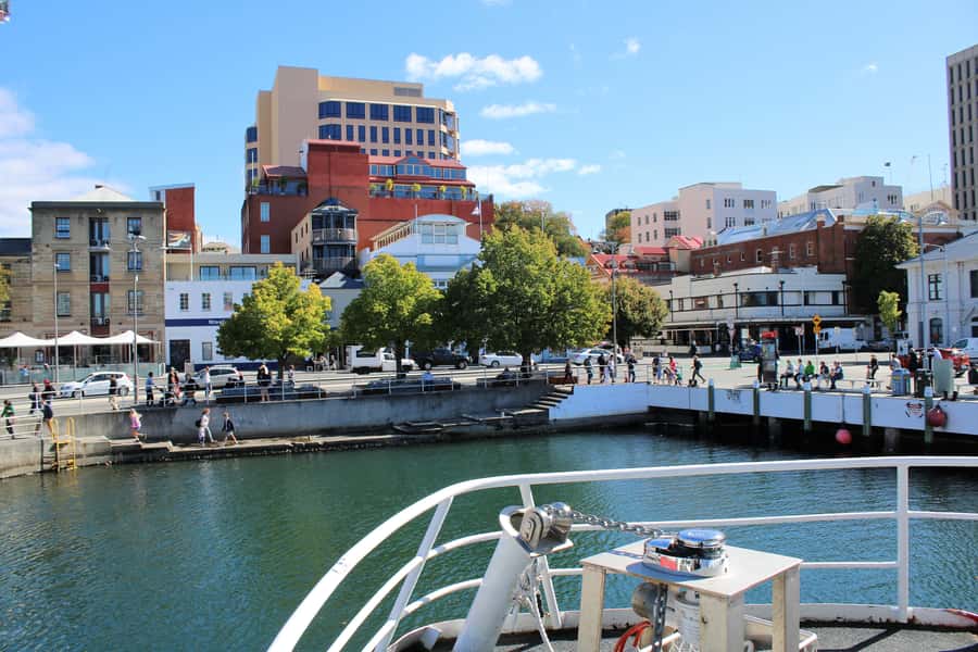 Hobart: Historic Lunch Cruise - Tasman Bridge and Salamanca Place: the moment you’ll remember