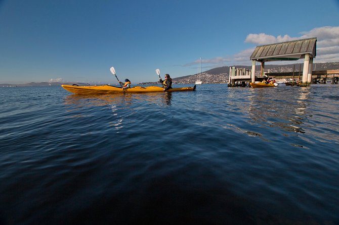 Hobart Kayak Tour - Gear and instruction: why beginners usually feel fine here