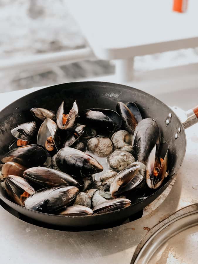 Hobart: Ultimate Seafood Cruise on a Spacious Catamaran - Key Things That Make This Seafood Cruise Worth Your Time