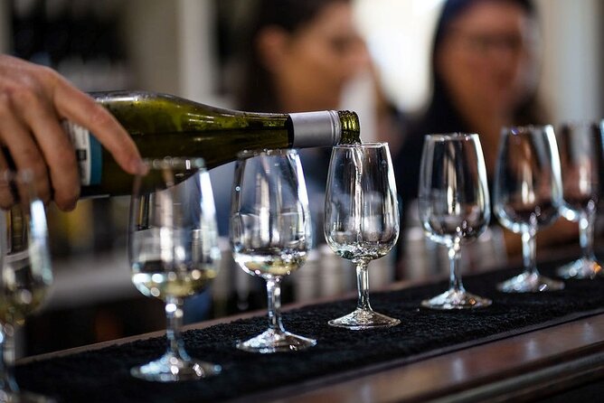 Hop on Hop off Wine tasting tour to Tamborine Mountain - Lunch on your schedule: plan for the hungry hour