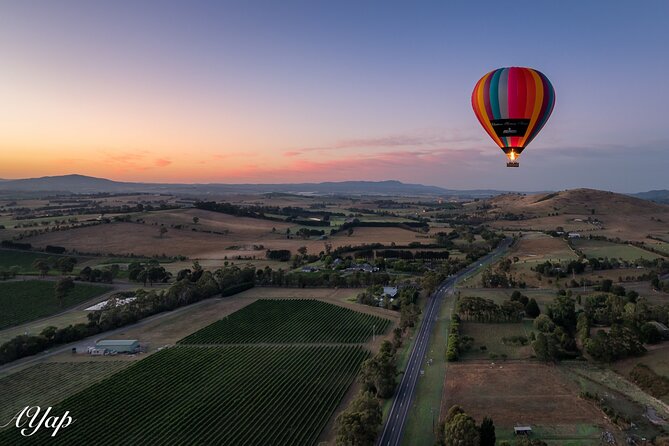 Hot Air Balloon Flight over the Yarra Valley - A hot air balloon sunrise that actually lives up to the hype