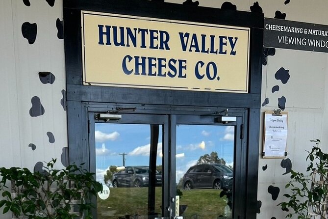 HUNTER VALLEY CHEESEBOARD TASTING - select your favourite cheeses - What’s on the cheeseboard platter (and what it’s trying to do)