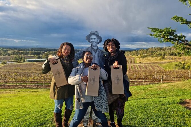 Hunter Valley Mid-Day with Light Lunch Wine Tour - A small-group tour with big stops, at a real-world time