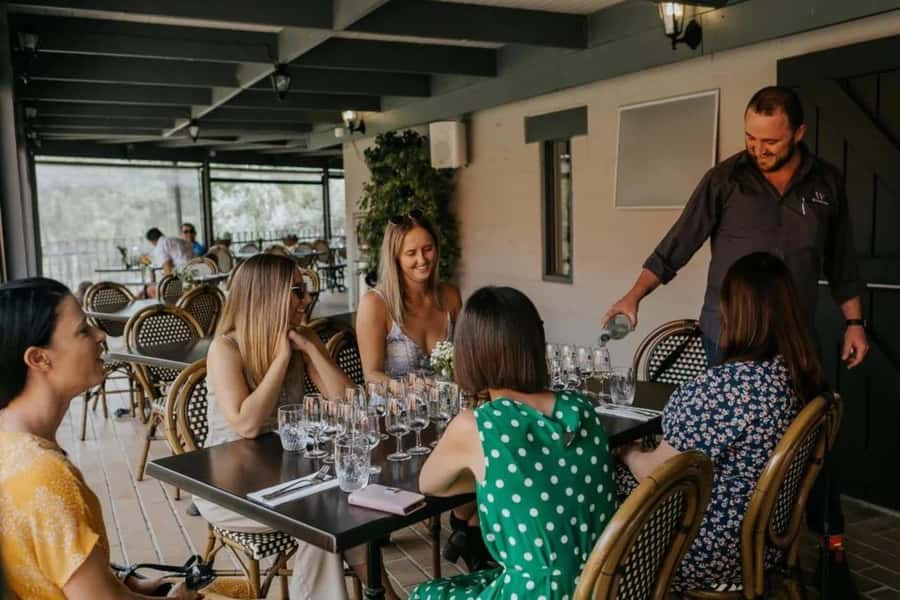 Hunter Valley: Tastes of the Hunter Half Day Tour - Transfers and timing: how to fit lunch or dinner after the tour