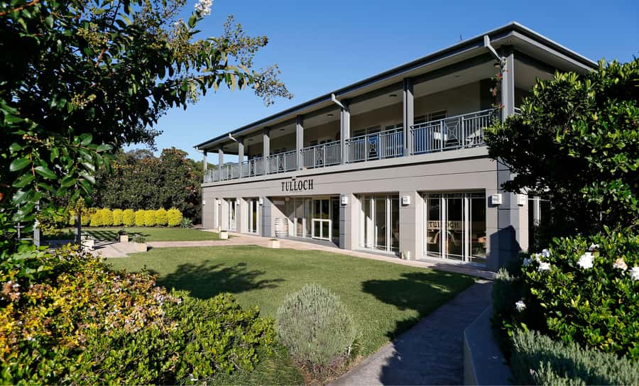 Hunter Valley: Tulloch Wine Tasting and Chocolate Pairings - Snacks, Views, and the Little Details That Make It Feel Like an Event