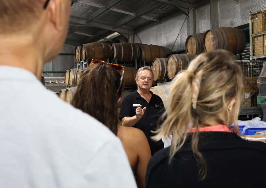 Hunter Valley: Wine, Chocolate and Lunch All Inclusive Tour - Central Sydney pickup: early start, easy meeting points
