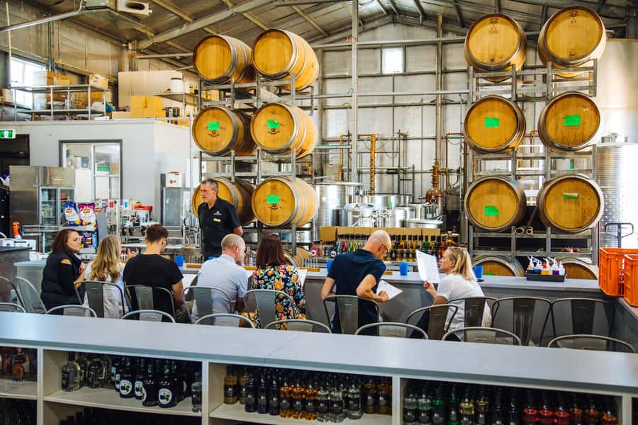 Hunter Valley: Wine, Spirits, and Cheese Tour with Lunch - Behind the Scenes: What You Gain From the Production Tour