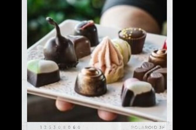 Hunter Valley Wines, 2-Course Lunch, Cheese & Chocolate Tour - Hunter Valley Chocolate Company: sweetness, but don’t expect a long factory tour
