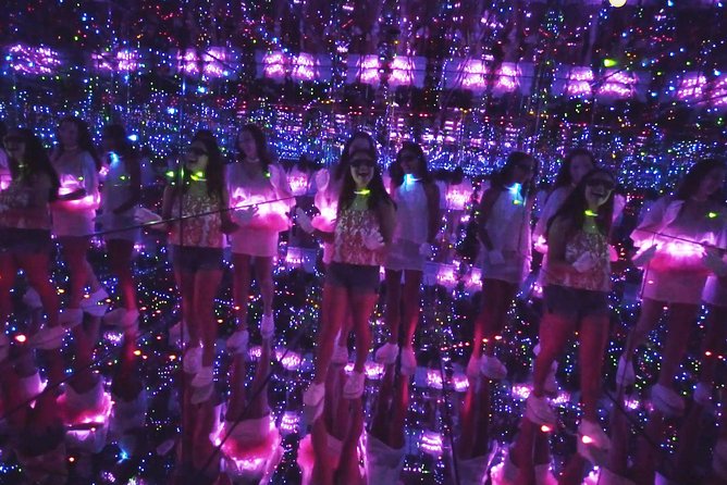 Infinity Attraction - Admission - What to wear and bring: lockers, shoes, and no stroller math