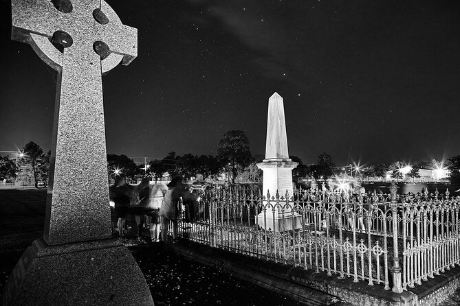 Ipswich Cemetery Ghost Tour - Ipswich General Cemetery after dark: what you’ll feel and notice