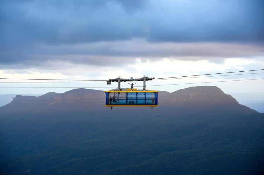 Japanese Tour Small Group: Blue Mountains, Scenic World, Zoo - Meeting points and the exact start time you should aim for