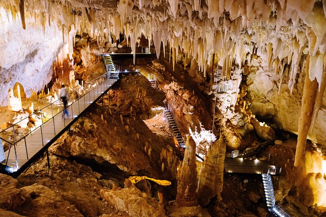 Jewel Cave Fully-guided Tour (Located in Western Australia) - Underground conditions: bring comfy shoes and plan for humidity