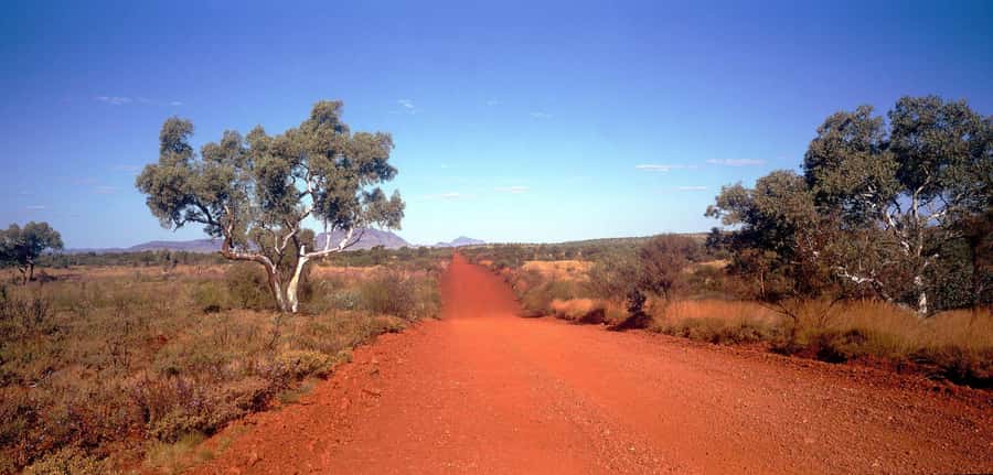 Kata Tjuta Private Guided Sunrise Tour - What’s Included (and What You’ll Need to Handle)