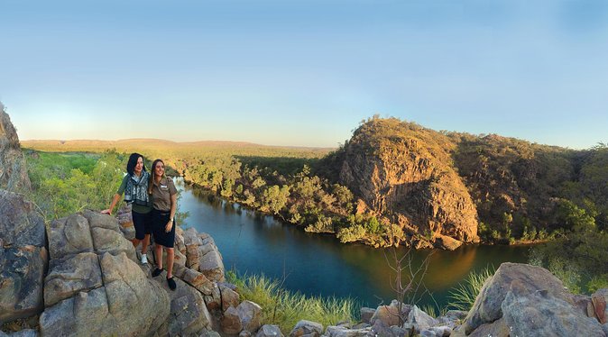 Katherine Day Tour from Darwin including Katherine Gorge Cruise - Staying comfortable on the coach (and not losing your mind)
