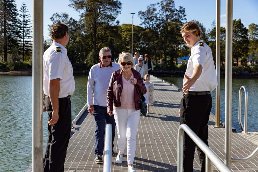 Lake Macquarie: Loop the Lake Cruise with Lunch - The route you’re actually taking: from Toronto to Pulbah Island and back again