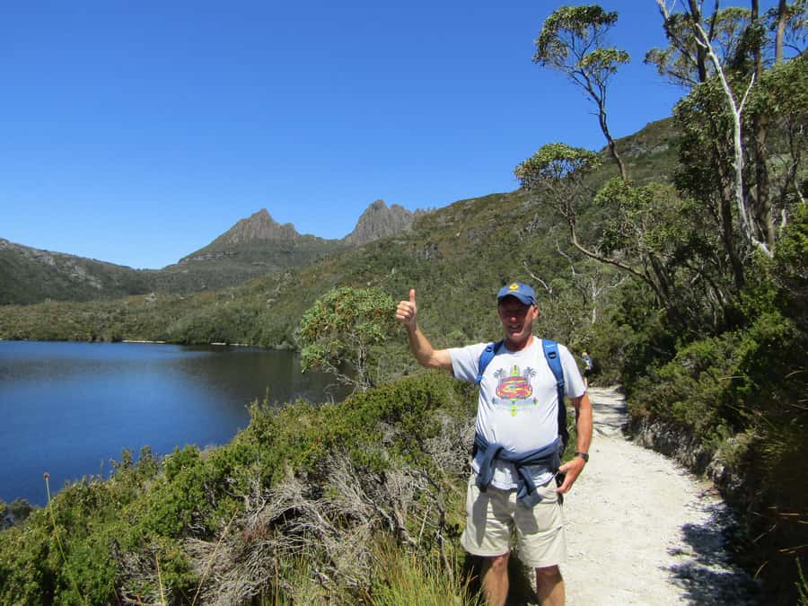 Launceston: Cradle Mountain Guided Active Day Trip - Van Diemen’s Land Ice Creamery and Christmas Hills: the sweet payoff