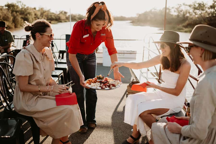 Longreach: Drover's Sunset Cruise & Outback Dinner & Show - From pickup to the boat: how the evening is paced