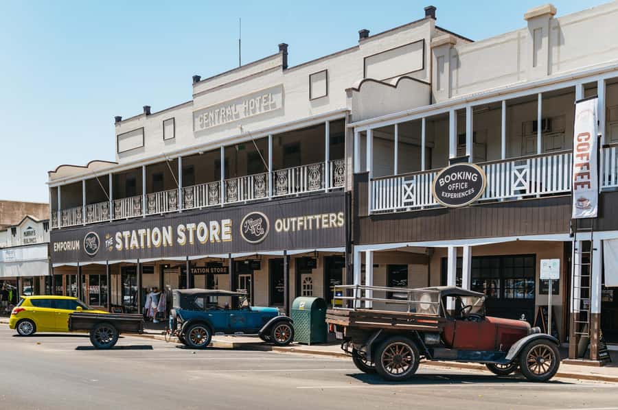 Longreach History and Town Tour - A Comfortable, Air-Conditioned Ride You’ll Actually Enjoy