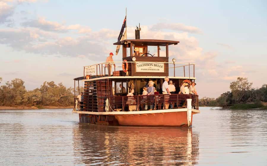 Longreach: Sunset Paddlewheeler Cruise, Show and Dinner - Key highlights to look for