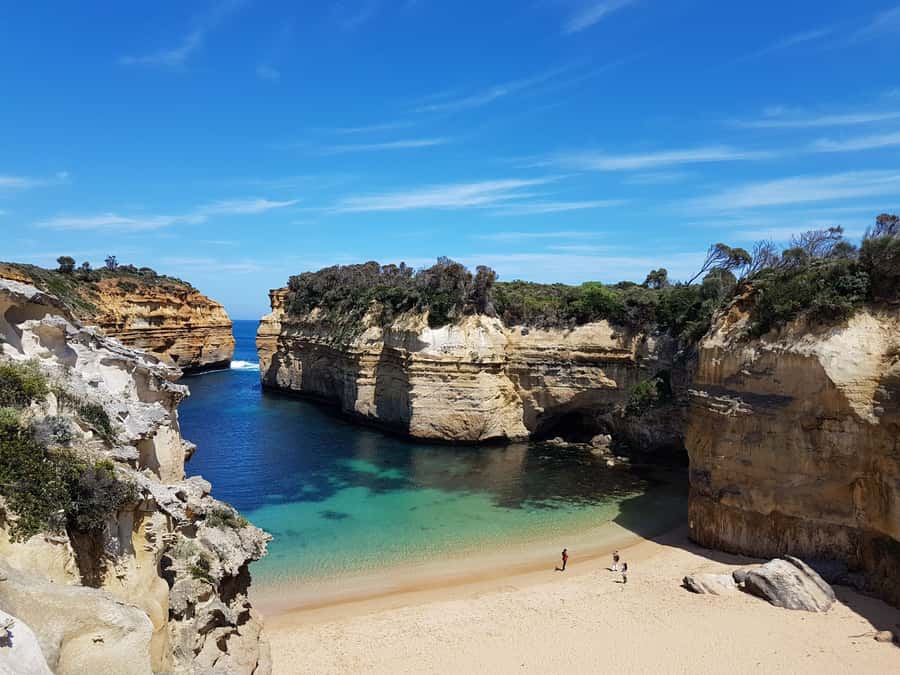 Luxe Bus Great Ocean Road Coastal Spectacular - Reverse Routing: How This Day Trip Helps You Beat the Crowds