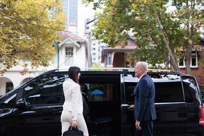 Luxury Airport Transfer to Melbourne CBD - Melbourne Airport Meet-and-Greet That Cuts the Stress Fast