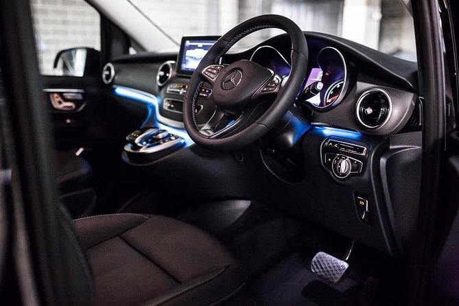 Luxury Mini Bus - Sydney Airport Transfers - How long it takes: 20 to 40 minutes of reality