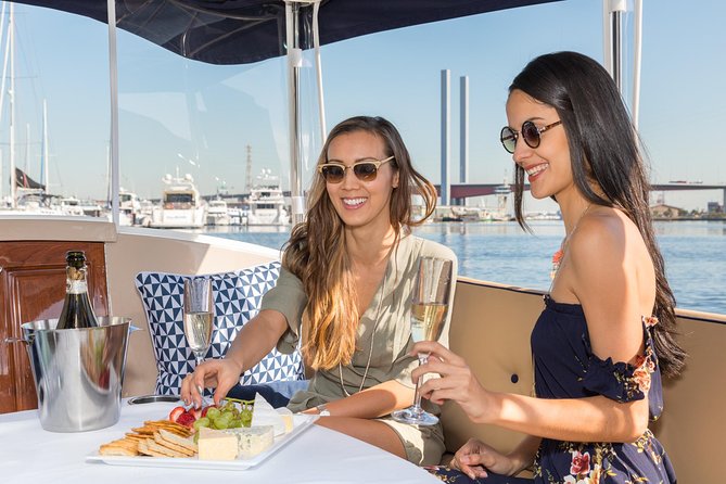 Luxury Private 90min Wine and Cheese Yarra River Cruise - Key things that make this cruise work