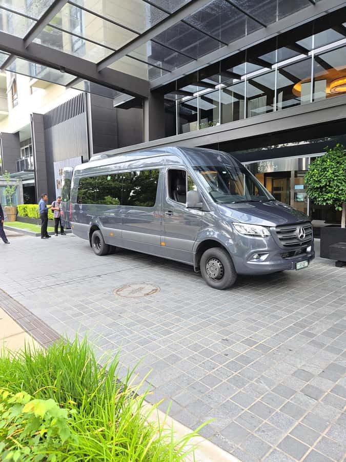 Luxury Private Great Ocean Road Tour – Up to 14 Guests - Loch Ard Gorge: shipwreck drama plus rock formations