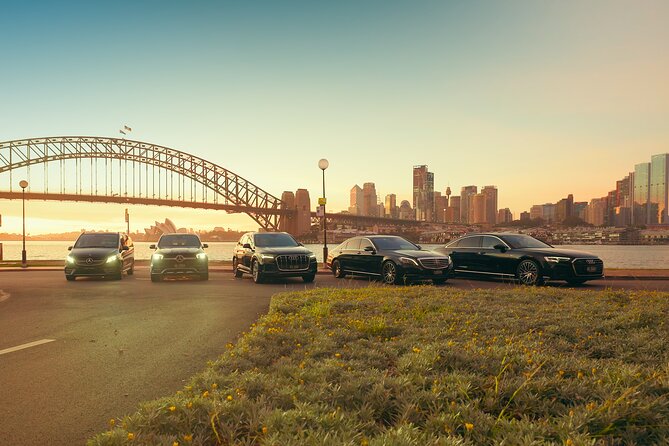 Luxury Sydney Airport Departure Transfer - Sedan/SUV - Entering Sydney With a Chauffeur, Not a Question Mark