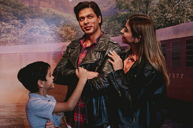 Madame Tussauds Sydney Entrance Ticket - Photo ops that actually work: how I’d plan your shooting time