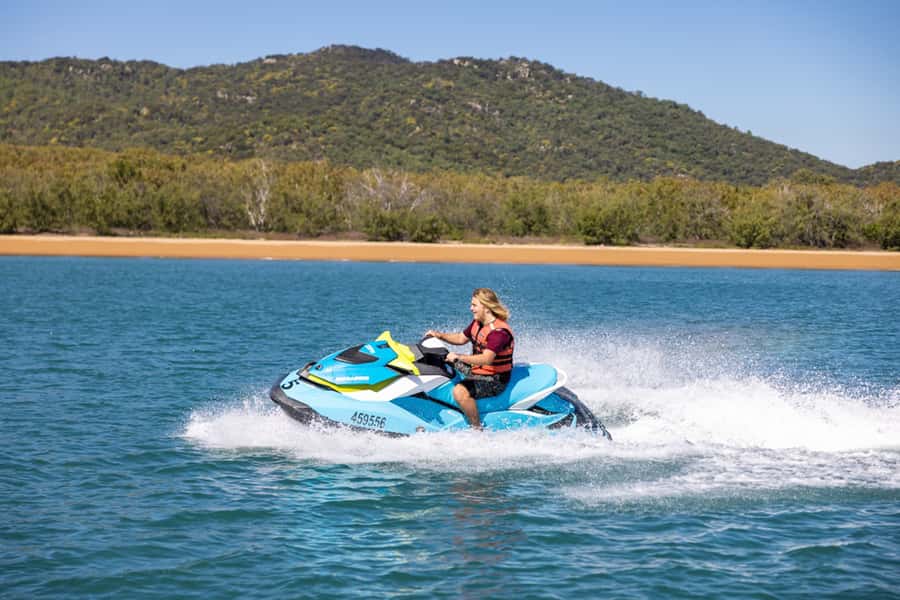 Magnetic Island 30-Minute Jet Ski Hire – 1 to 4 People - Riding Rules That Keep the Thrill (30 Knots and 200 Metres)