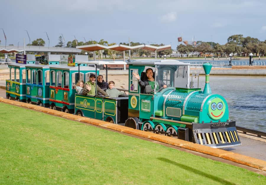 Mandjar Bay - Mini Toot - The 15-minute Mini Toot ride: views, wildlife, and why it’s better than it sounds