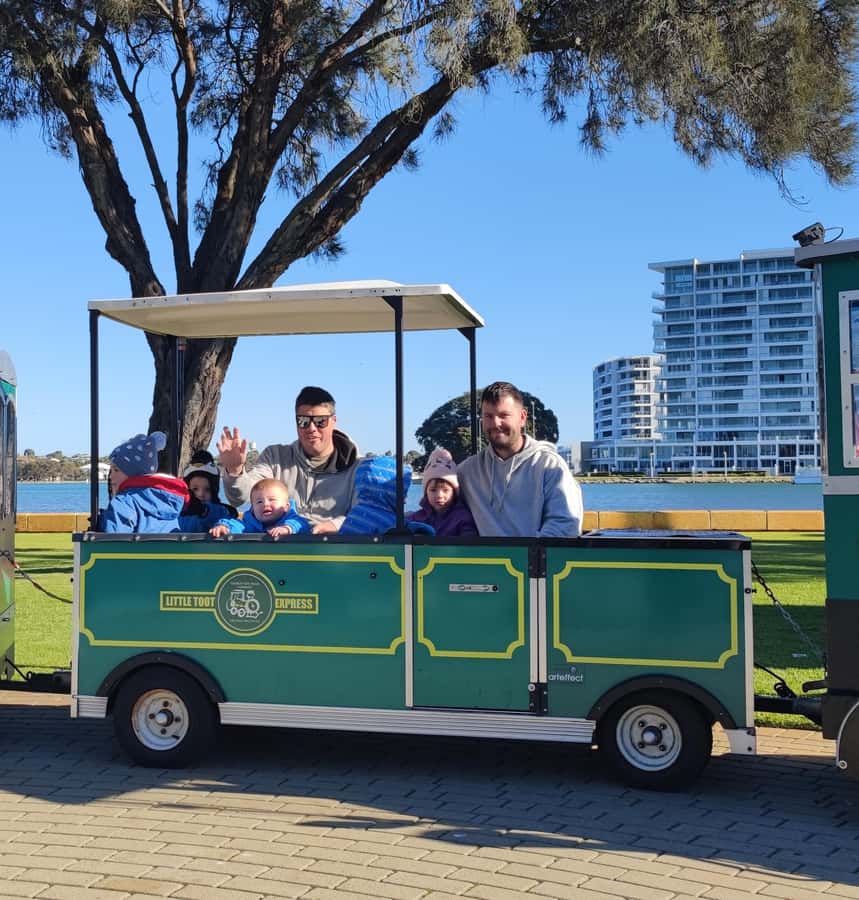 Mandjar Bay - Mini Toot - Add-on idea: Koombana Bay Mini Toot in Bunbury