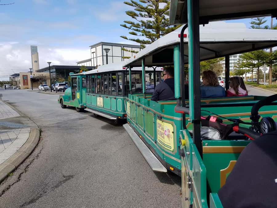 Mandurah: Big Toot 30 mins scenic tour - Big Toot Mandurah: a trackless train made for the waterfront
