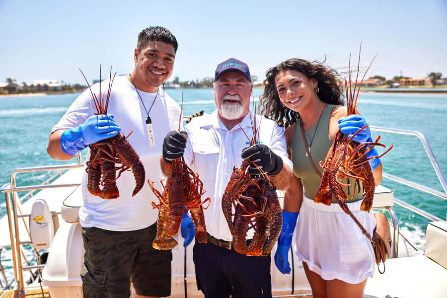 Mandurah Wild Seafood Experience - Stingray Point to the Ocean: how this Mandurah wild seafood cruise really works