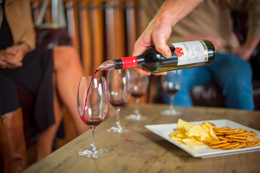 Margaret River: Winery Tour with Lunch and Brewery Visit - The wine stops: three boutique wineries with tutored tastings