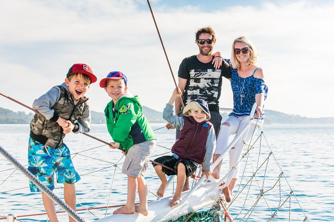 Marine Discovery + Snorkeling Cruise - Port Stephens - Cruise through the Bay and the dolphin visit: the first wow moment