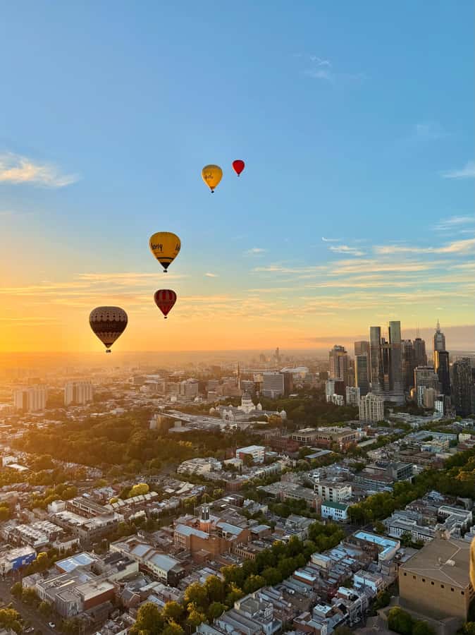 Melbourne: 1-Hour Hot Air Balloon Flight at Sunrise - Up in the Basket: The 1-Hour Sunrise Flight Over Melbourne