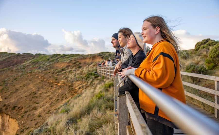 Melbourne: 12 Apostles Sunset Tour - Less Crowds - Why This Less-Crowd Sunset Format Works